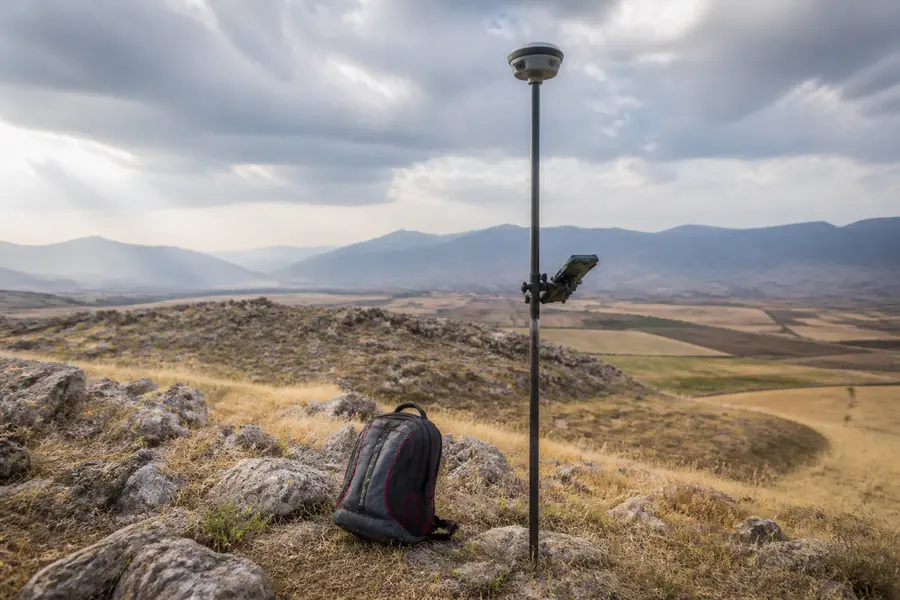 GNSS ile arazi ölçümü
